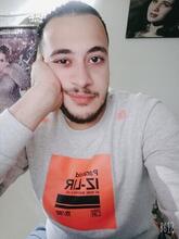 انا من المنزله، أعزب، 27 سنة هنا من أجل البحث عن شريك لتحقيق زواج عادي تعرف عليّ أكثر من خلال بروفايلي، فربّ صدفة خير من ألف ميعاد.